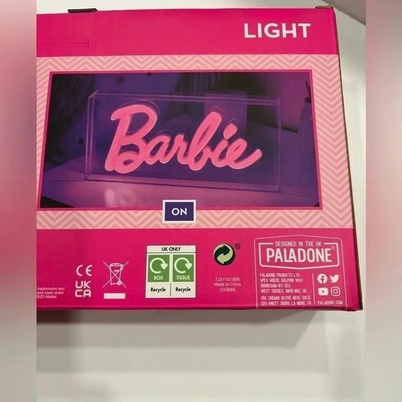 Barbie Paladone Barbie Logo LED Neon Pink Sign, Room Decor - Picture 5 of 9